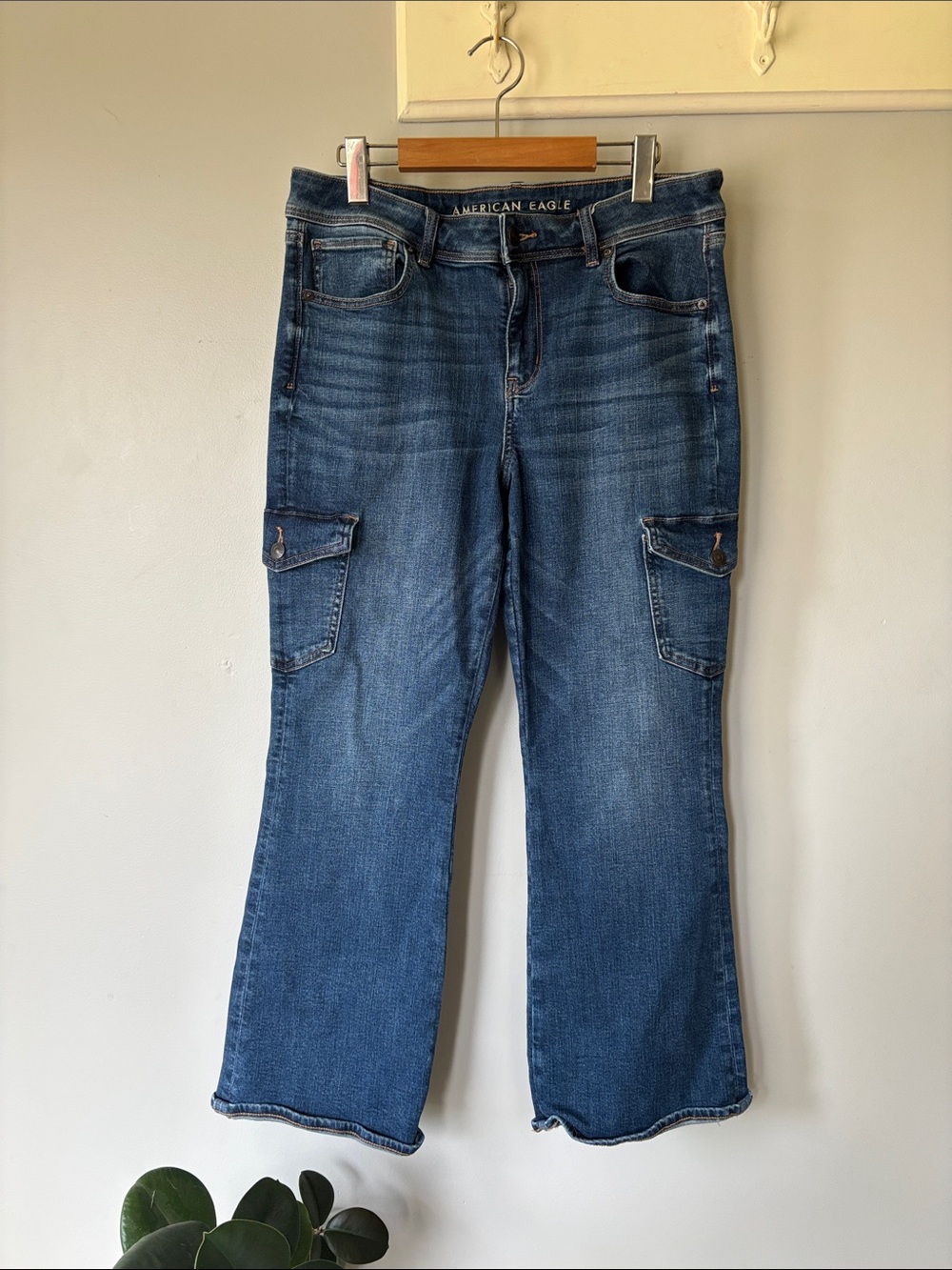 American Eagle Outfitters Women's Dark Blue Flare Cargo Jeans
